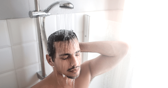 benefícios do banho quente